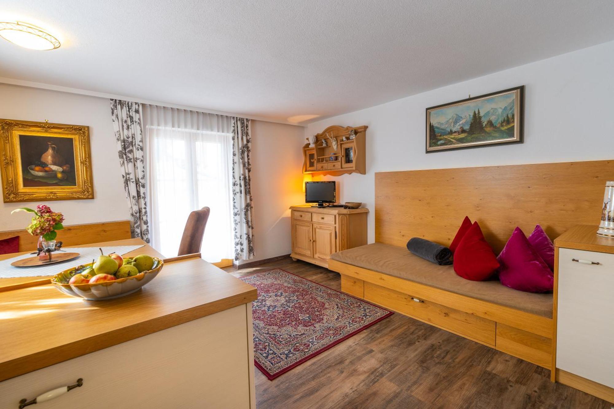 Villa Daringer Майрхофен Номер фото