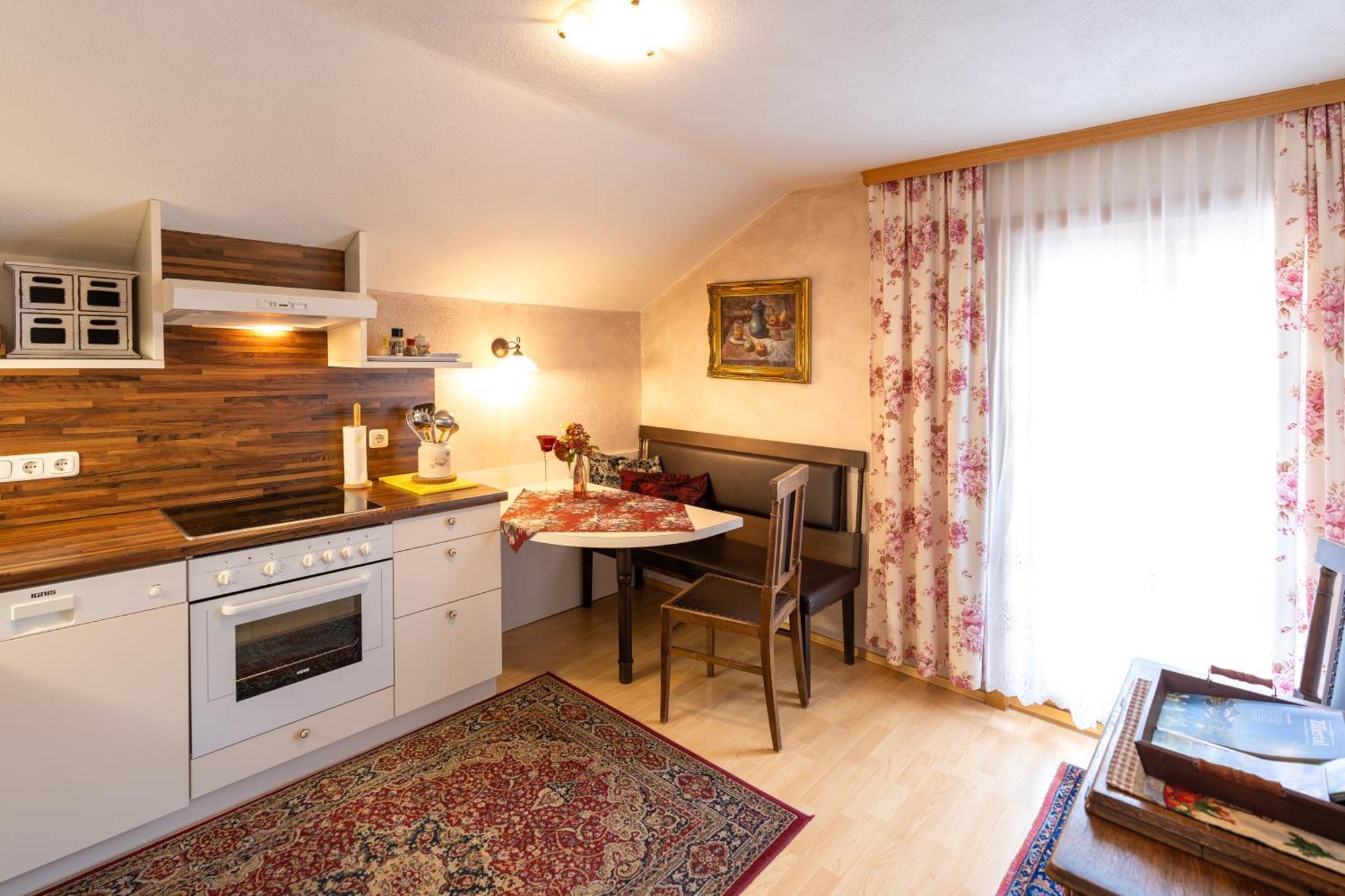 Villa Daringer Майрхофен Номер фото